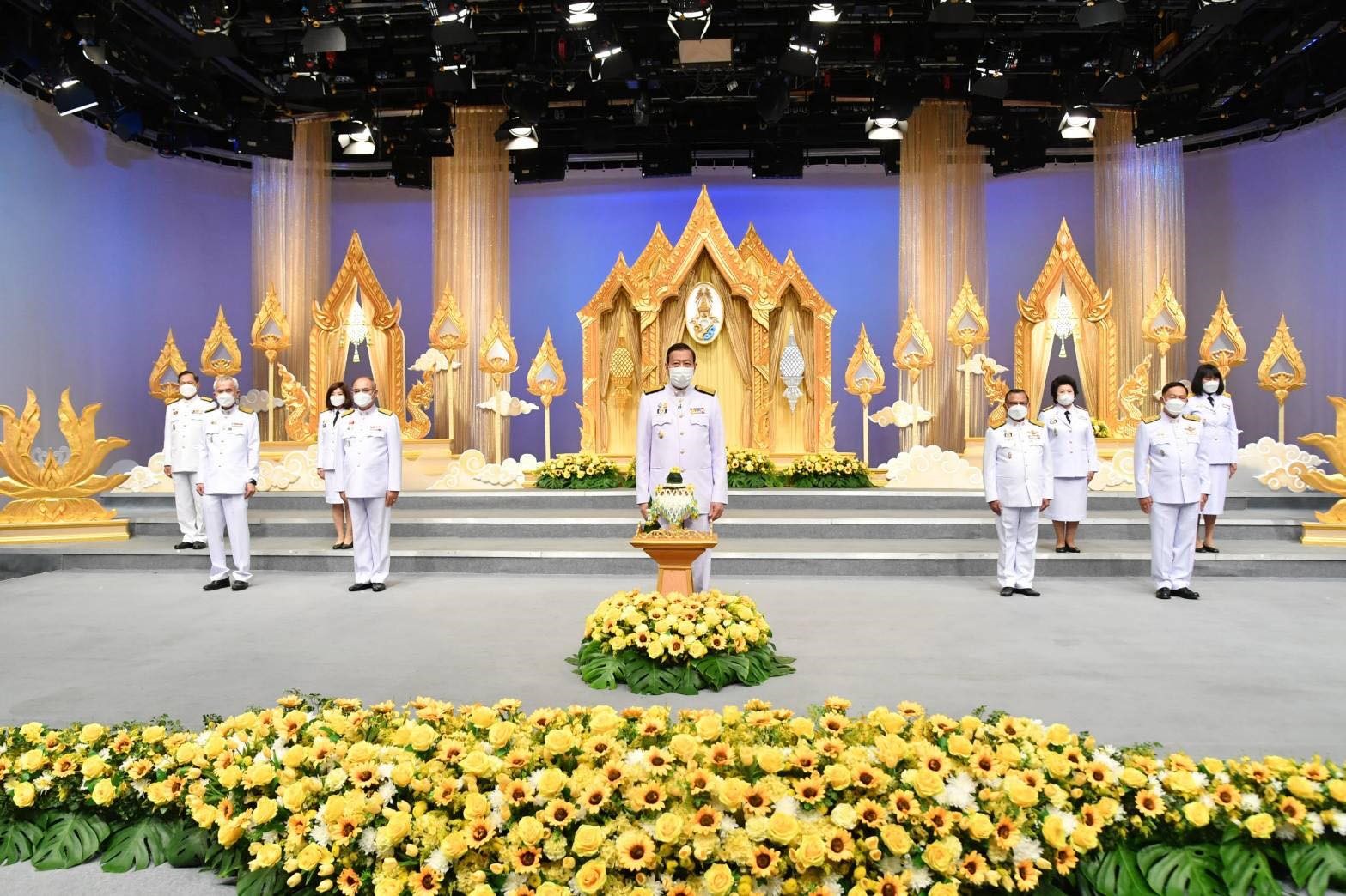 Le Sénat a rejoint l'enregistrement de la bénédiction à Sa Majesté, à l'occasion de l'anniversaire de Sa Majesté le Roi Rama X, le 28 juillet 2022