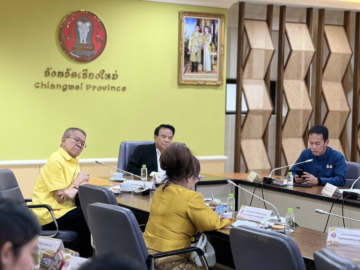 กมธ.วิสามัญการพิทักษ์และเทิดทูนสถาบันฯ หารือแนวทางส่งเสริมเยาวชนเรียนรู้สถานที่สำคัญทางประวัติศาสตร์ที่เกี่ยวข้องกับสถาบันพระมหากษัตริย์ จ.เชียงใหม่