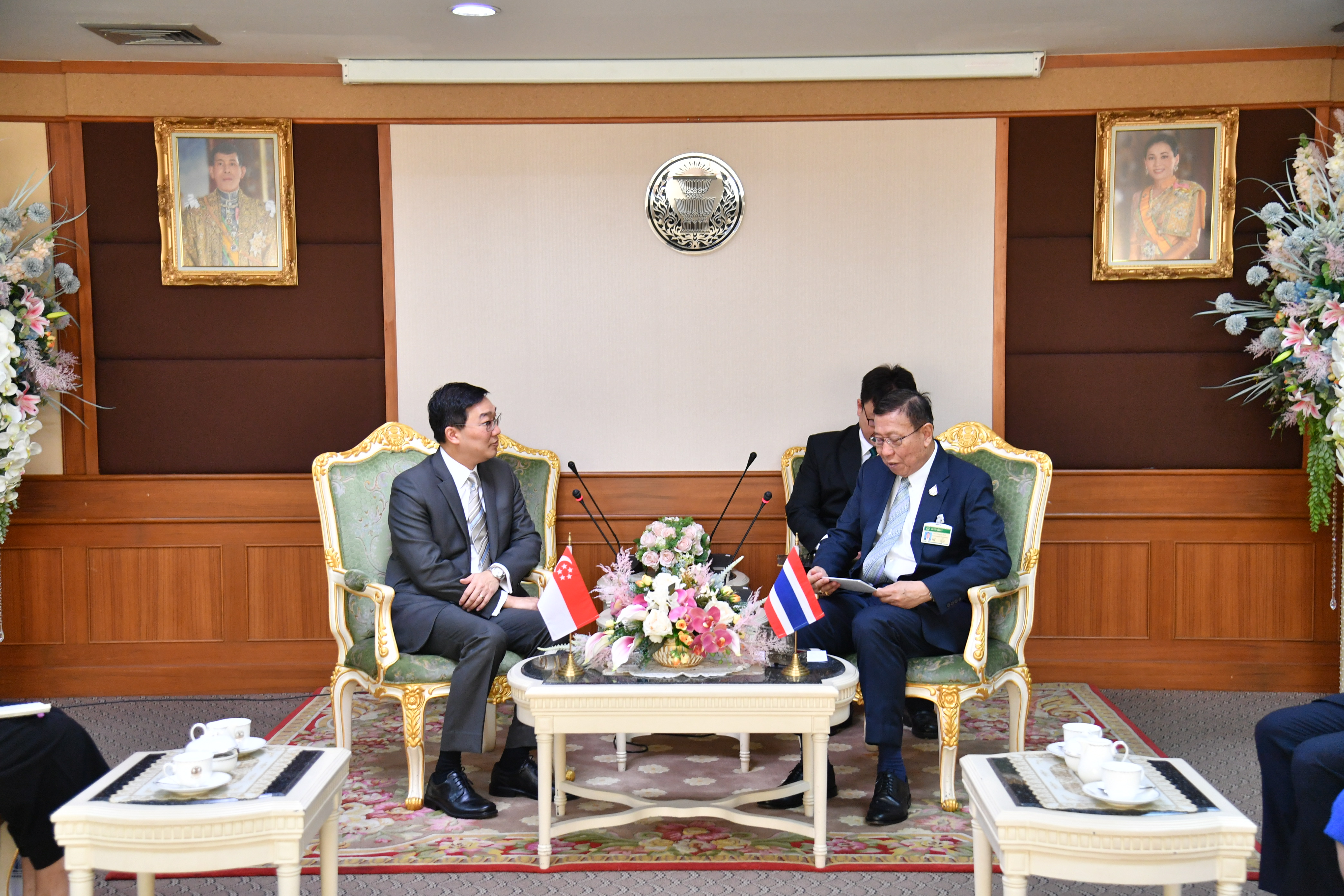 H.E. Mr. Kevin Cheok Ambassador of the Republic of Singapore to Thailand Paid a courtesy call on the President of the Senate (29 October 2019)