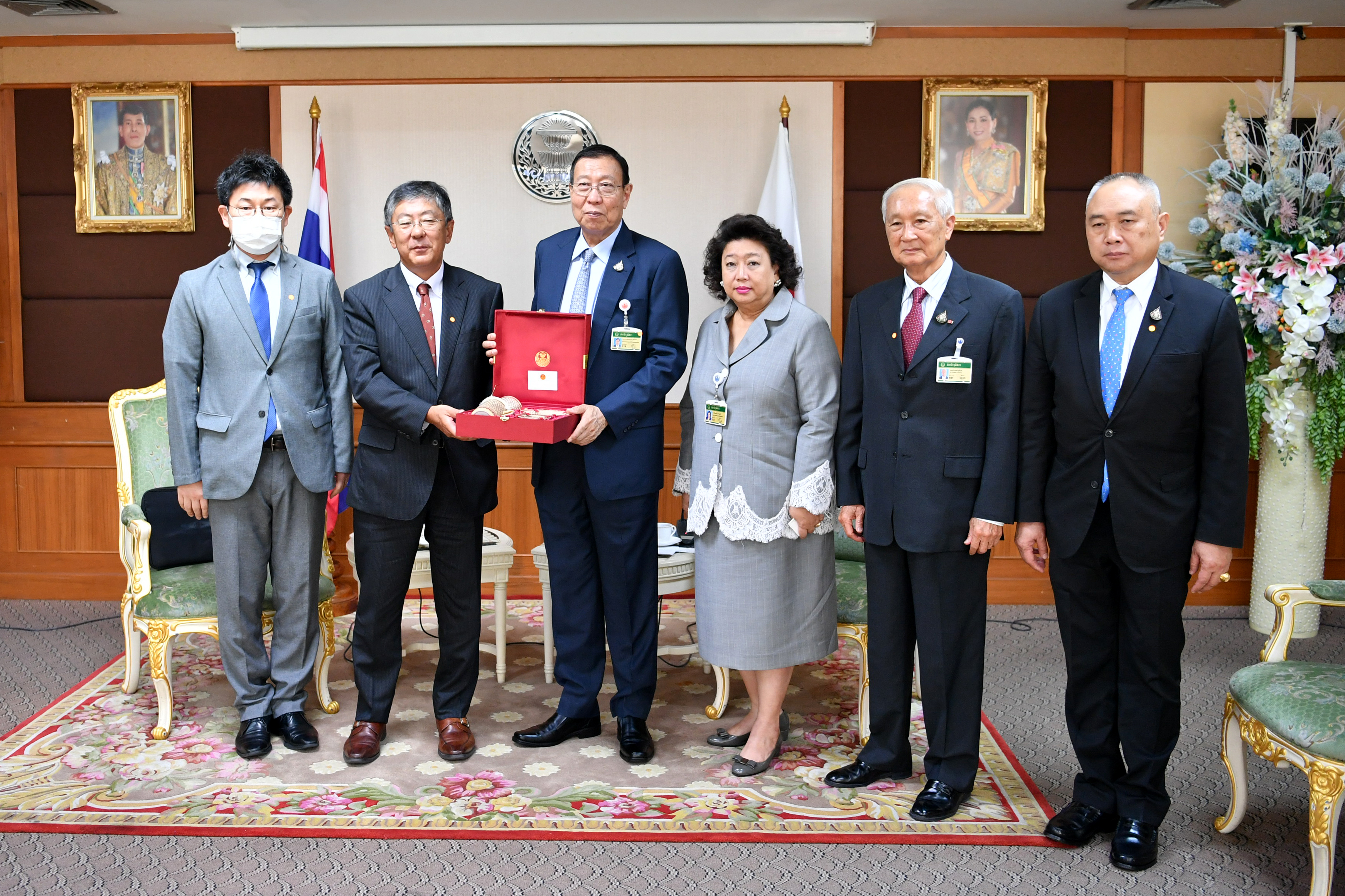 The Ambassador of Japan to Thailand Paid a Courtesy Call on the President of the Senate (17 September 2020)