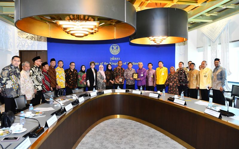 การประชุมร่วมกันของคณะกรรมาธิการ ติดตามการบริหารงบประมาณ วุฒิสภา และคณะกรรมาธิการติดตามความรับผิดชอบในการบริหารภาครัฐ วุฒิสภา  สาธารณรัฐอินโดนีเซีย